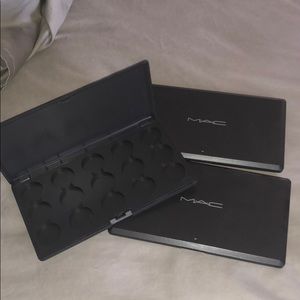 MAC Cosmetics Eyeshadow palette.